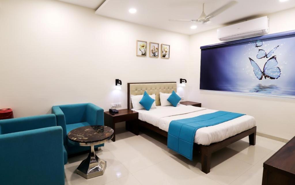 Royal Inn Hotel Ambaji Exterior photo